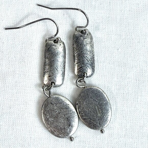 Lot of 3 Pairs Silver Tone Dangle Earrings – Tassel, Bead, Geometric Oval - Picture 4 of 5